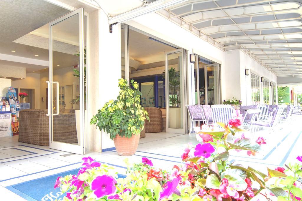 Hotel Vienna Bellaria-Igea Marina Exterior foto